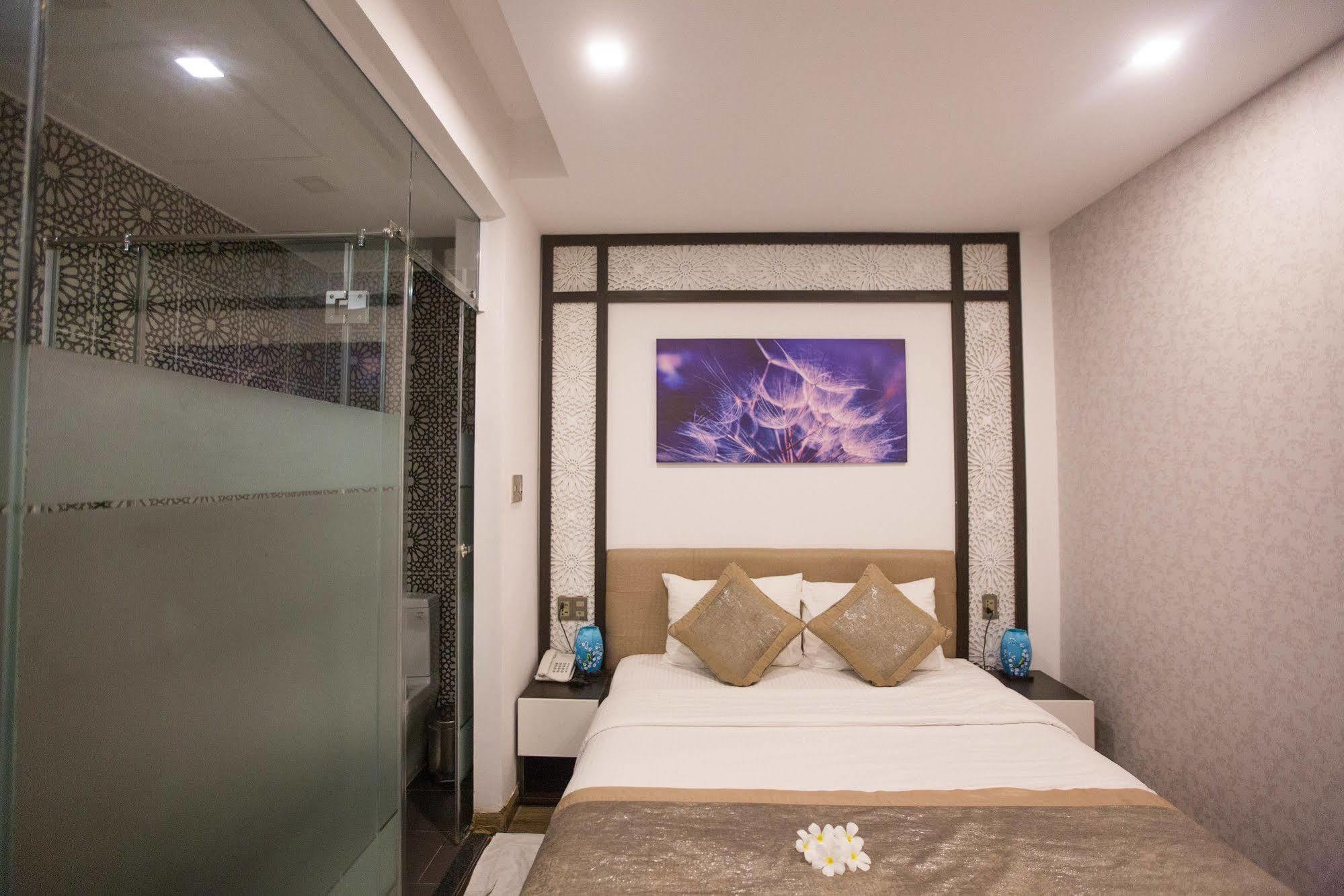 Flora Hotel & Residence Đà Nẵng Extérieur photo